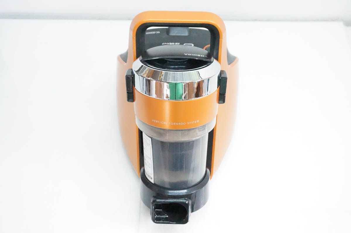 中古 本体のみ 東芝TOSHIBA TORNEO V サイクロンクリーナー VC-JS5000
