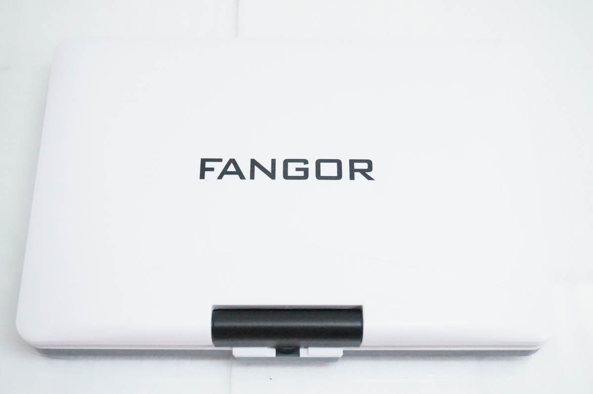 中古 FANGOR 12型 ポータブルブルーレイプレーヤー F-BR126 : エス