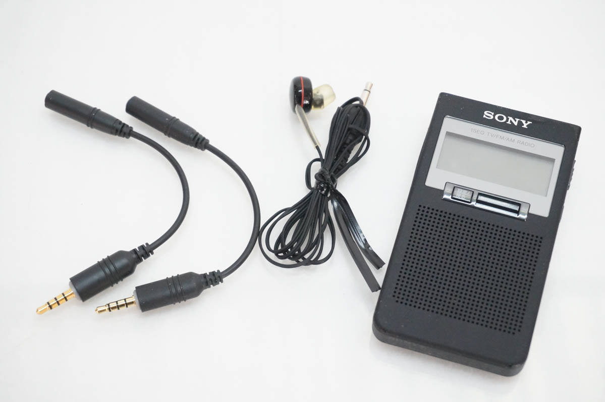 (未使用･未開封品)ソニー ポケットラジオ XDR-63TV : ポケッタブルサイズ FM/AM/ワンセグTV音声対応 ホワイト XDR-63TV W 中古 SONYソニー ポケットラジオ XDR-63TV ワンセグTV音声受信