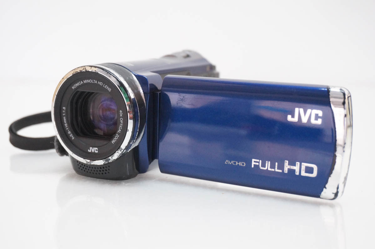 ほぼ新品 JVC Everio GZ-E600 ビデオカメラ 完品 中古 JVC Victorビクター エブリオEverio ハイビジョンメモリー