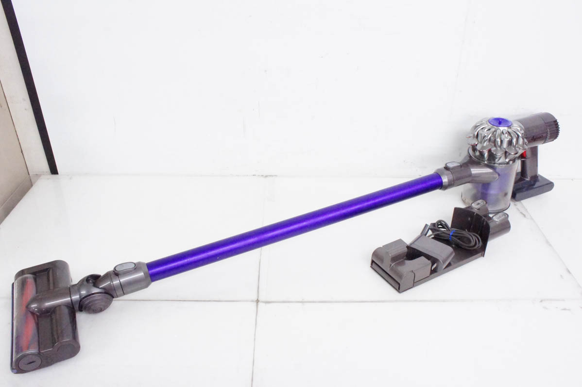 【中古】コードレス掃除機 ダイソン DC62 中古 C Dysonダイソン サイクロン式コードレスクリーナー DC62