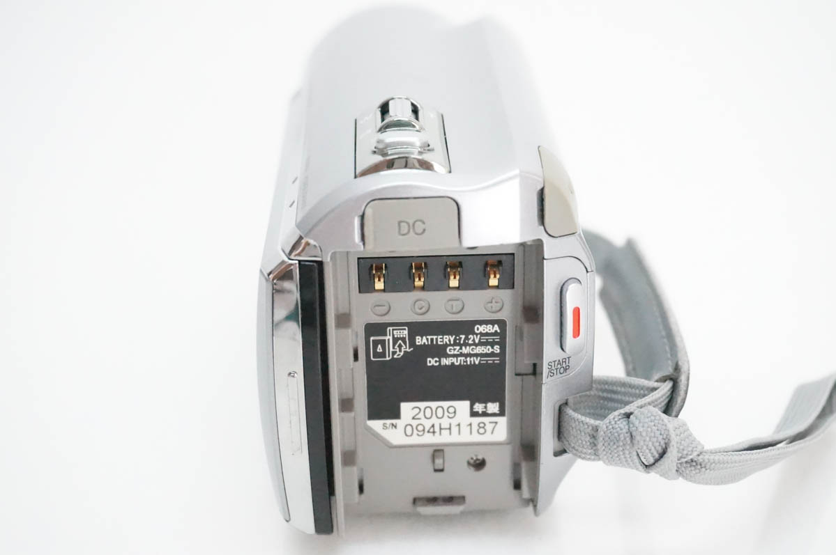 中古 JVC Victorビクター エブリオEverio ビデオカメラ GZ-MG650 80GB