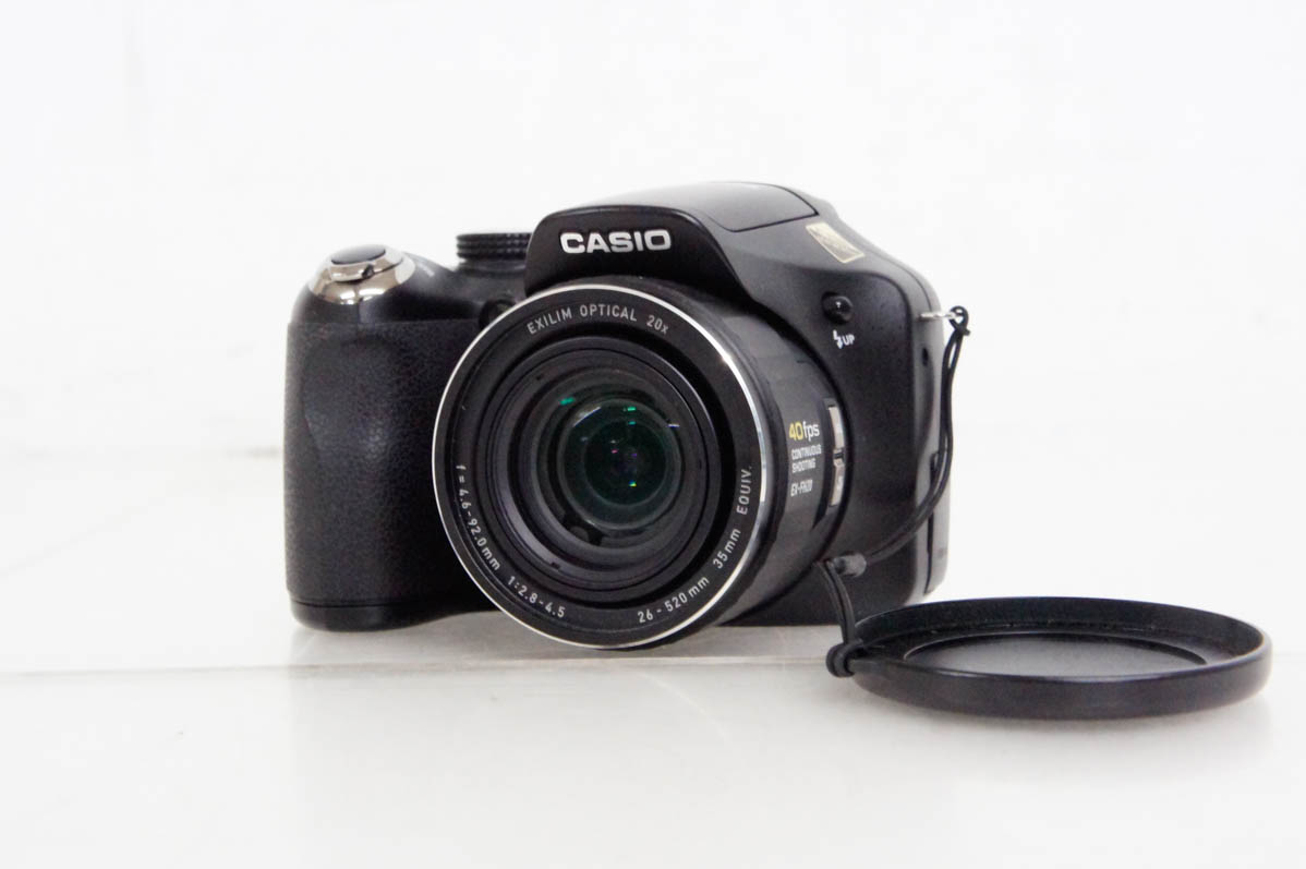 中古 CASIOカシオ コンパクトデジタルカメラ HIGH SPEED EXILIM