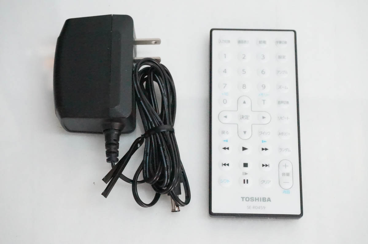 中古 東芝TOSHIBA 9V型ポータブルDVDプレーヤー SD-P910S : エスネット