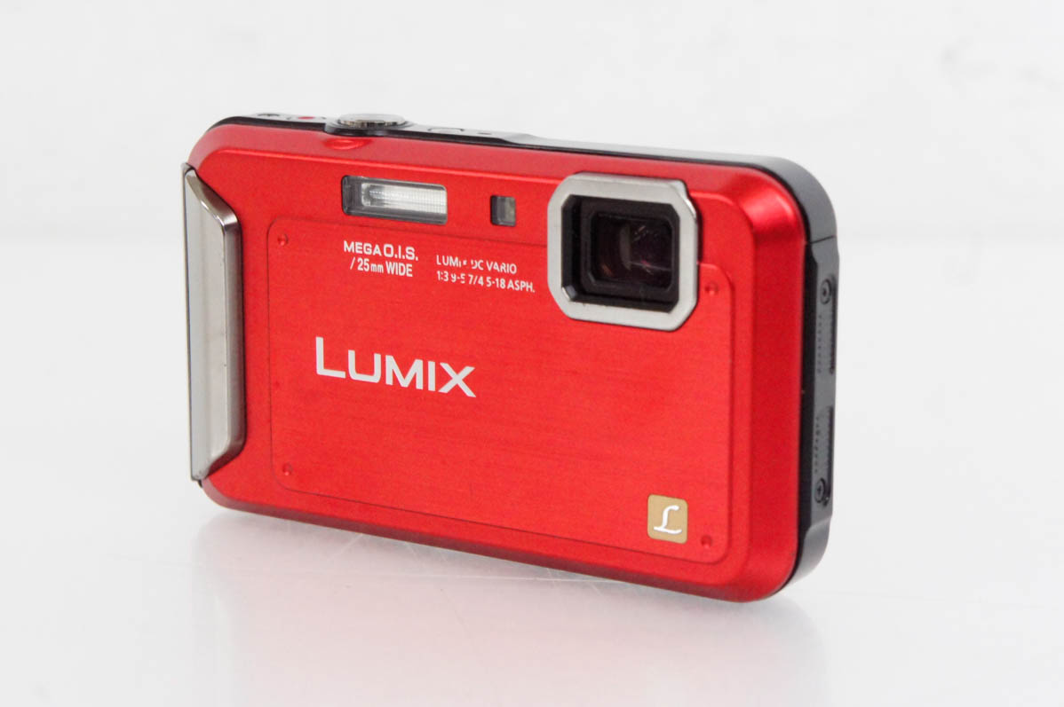 中古 Panasonicパナソニック コンパクトデジタルカメラ LUMIXルミックス 1610万画素 DMC-FT20-R レッド｜snet-shop
