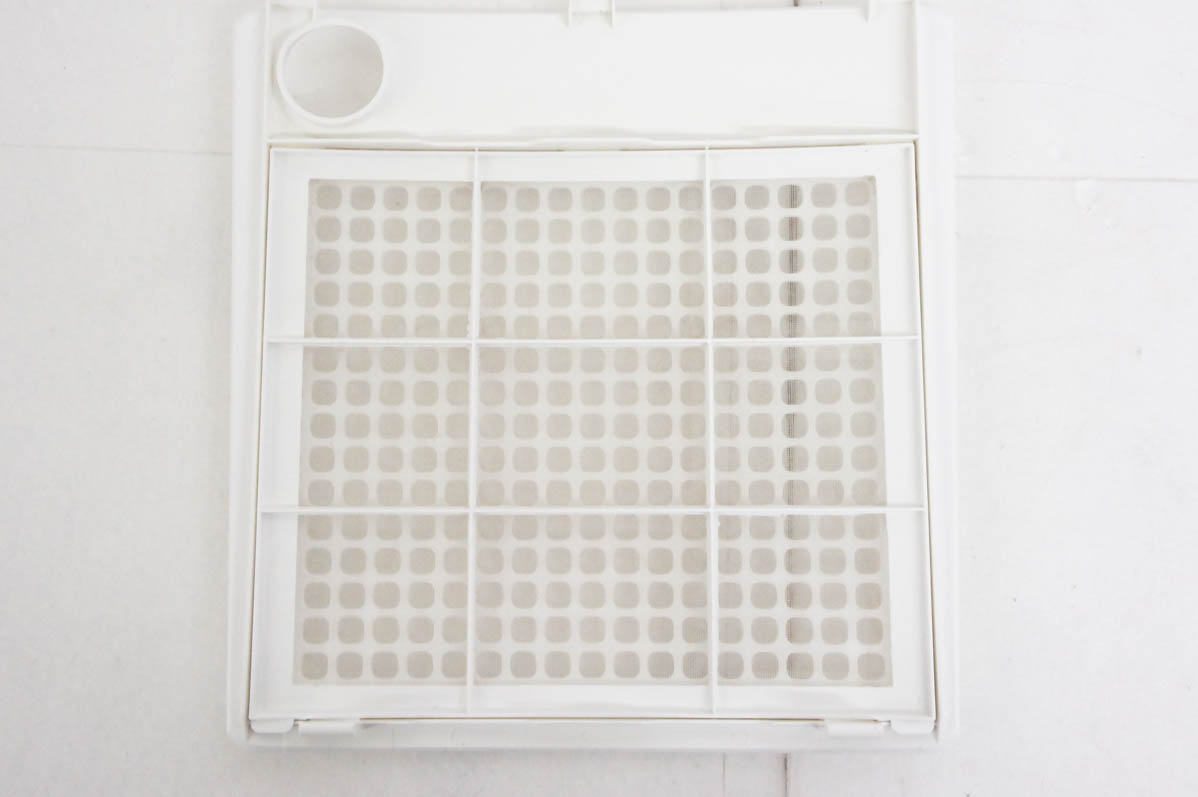 中古 DeLonghiデロンギ マルチ衣類乾燥除湿機 タシューゴアリアドライ