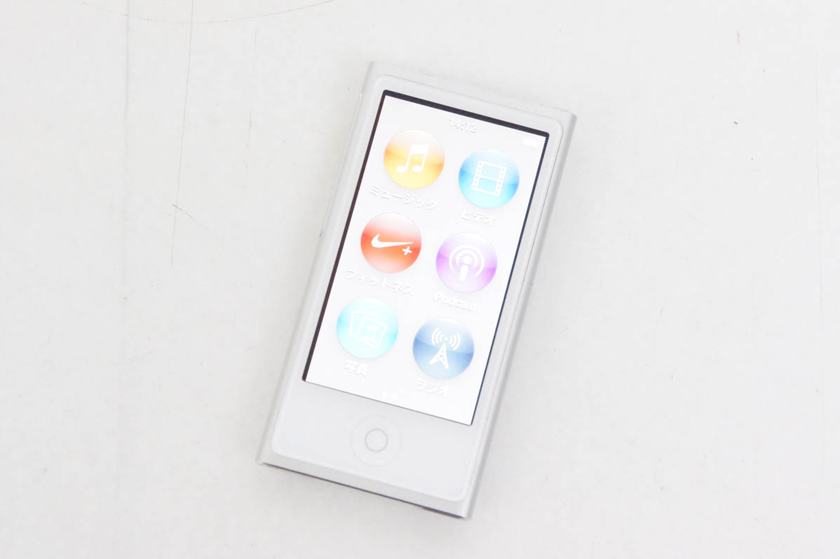 【未使用品】iPod nano 16GB 第7世代 Mid MKN22J/A 中古 Appleアップル 第7世代 iPod nano 16GB MKN22J シルバー