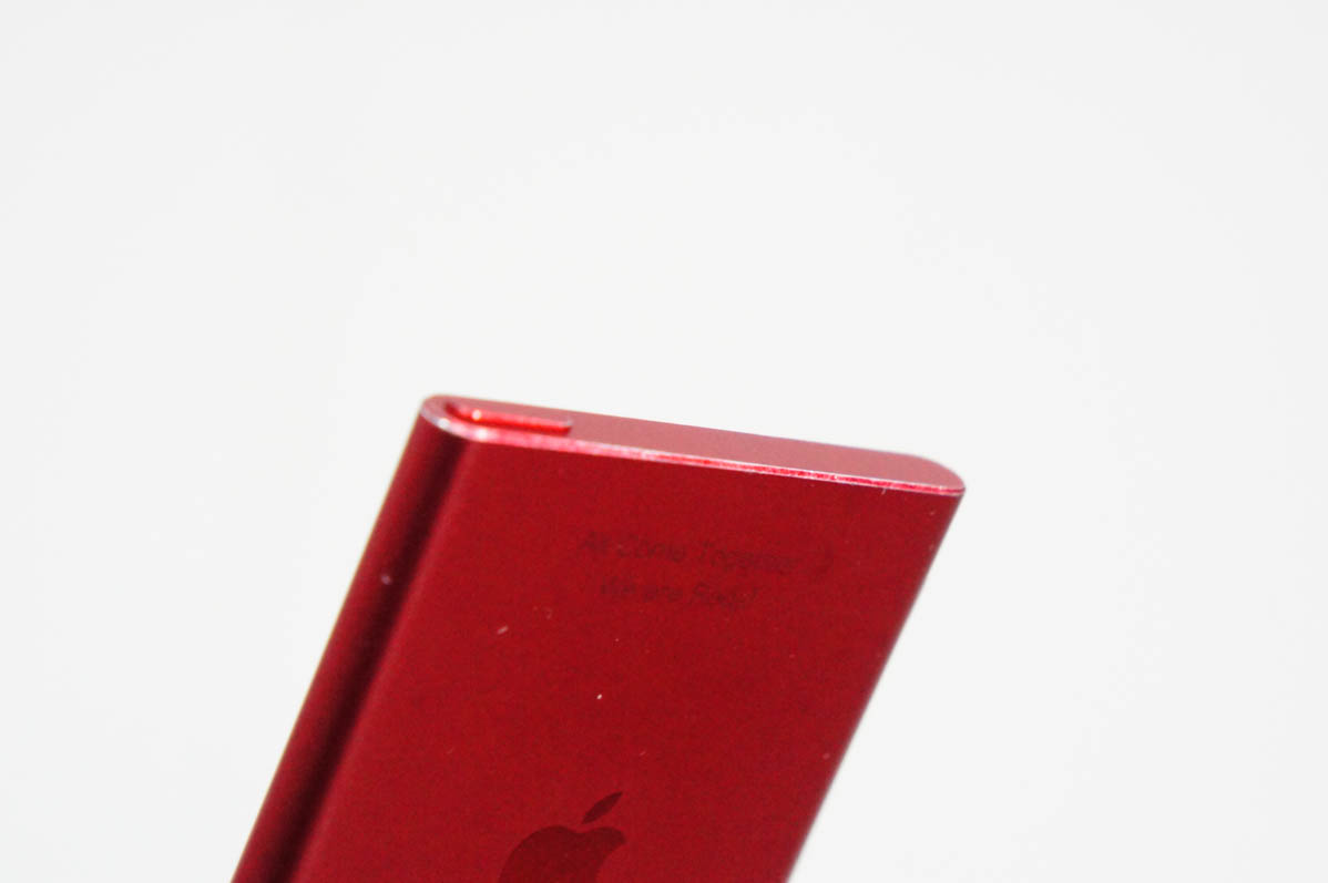中古 Appleアップル 第7世代 iPod nano 16GB プロダクトレッド PD744J