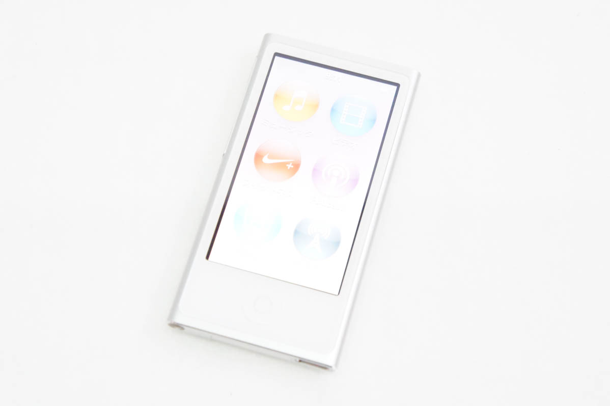 中古 Appleアップル 第7世代 iPod nano 16GB シルバー MD480LL : エス