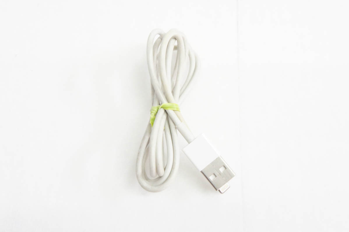 中古 Appleアップル 第7世代 iPod nano 16GB シルバー MD480LL : エス