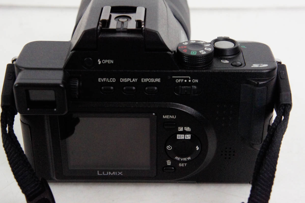 中古 Panasonicパナソニック デジタルカメラ LUMIX DMC-FZ10 400万画素