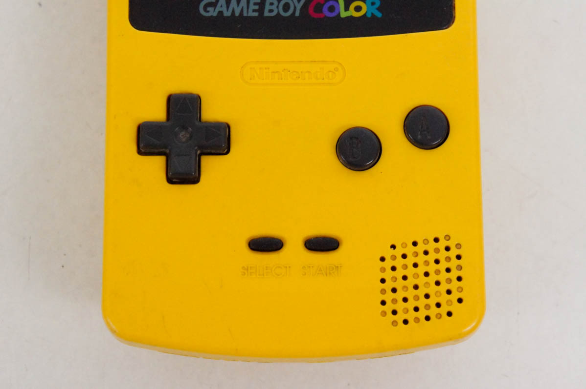 【中古】任天堂 ニンテンドー ゲームボーイカラー CGB-001 イエロー レトロゲーム 中古 任天堂 ニンテンドー ゲームボーイカラー CGB-001 イエロー