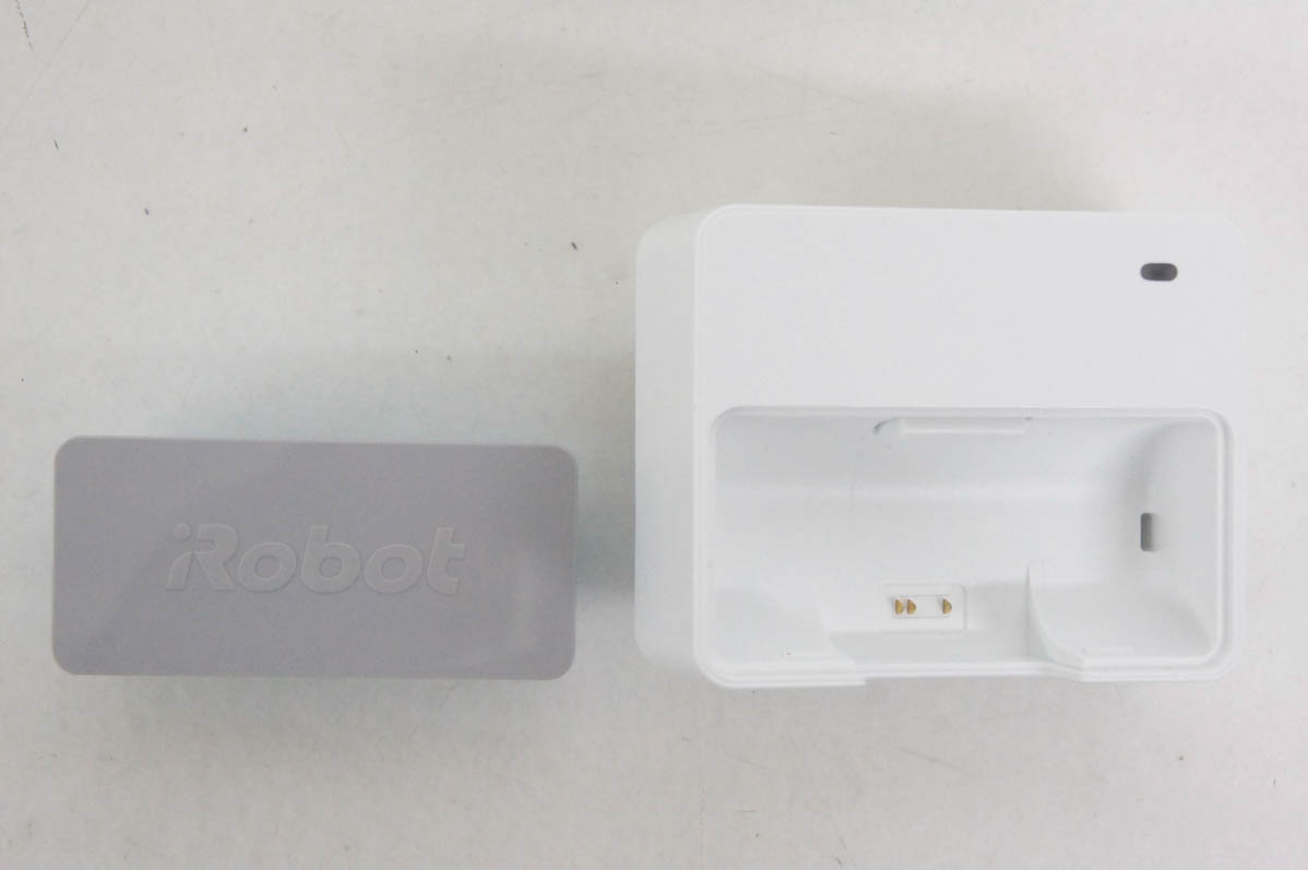 【未使用】iRobotブラーバ アイロボット フロアモッピングロボット 床拭き 中古 iRobotアイロボット フロアモッピングロボット 床拭き