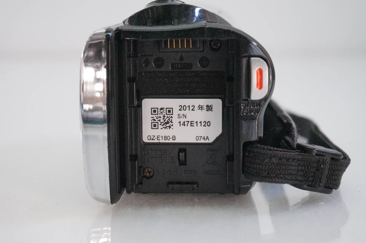 中古 JVC Victorビクター エブリオEverio ビデオカメラ GZ-E180 : エス