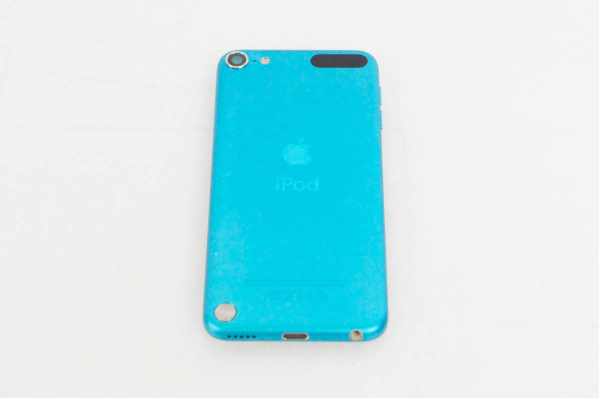中古 Appleアップル 第5世代 iPod touch 32GB ブルー MD717J/A