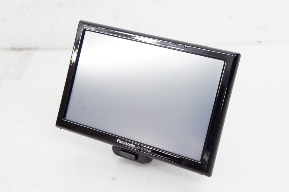 中古 Panasonicパナソニック 7V型 SSDポータブルカーナビゲーション Gorillaゴリラ CN-GP745VD