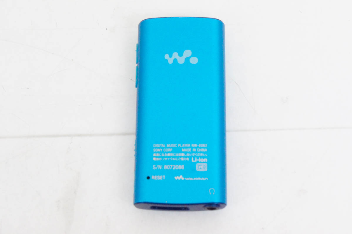 ソニー ウォークマン NW-E062 ブルー 2GB SONY NW-E062 Blue Walkman E60 Series 2GB MP3 Digital Audio Player
