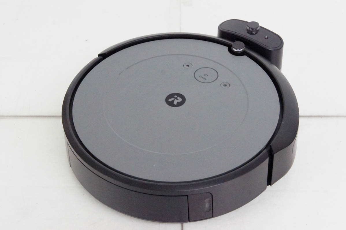 中古 C iRobotアイロボット ロボット掃除機 Roomba ルンバ i2