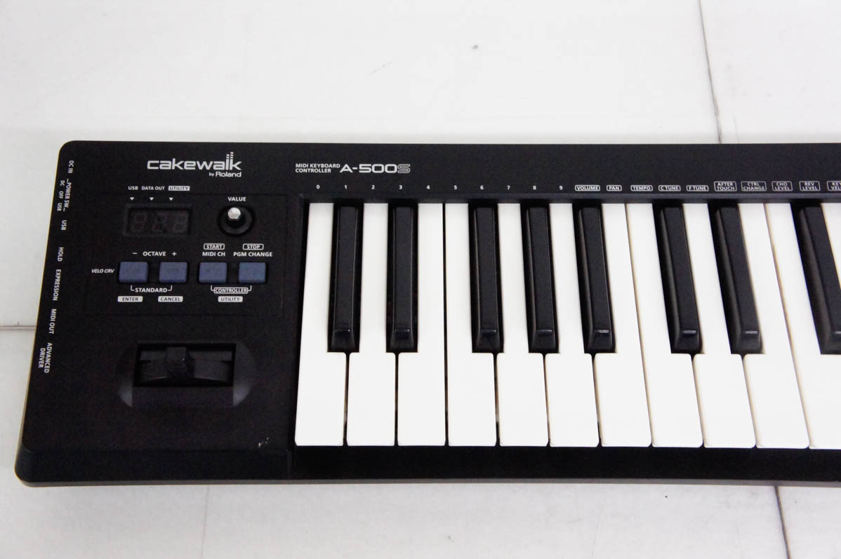 中古 Rolandローランド MIDIキーボードコントローラー 49鍵 A