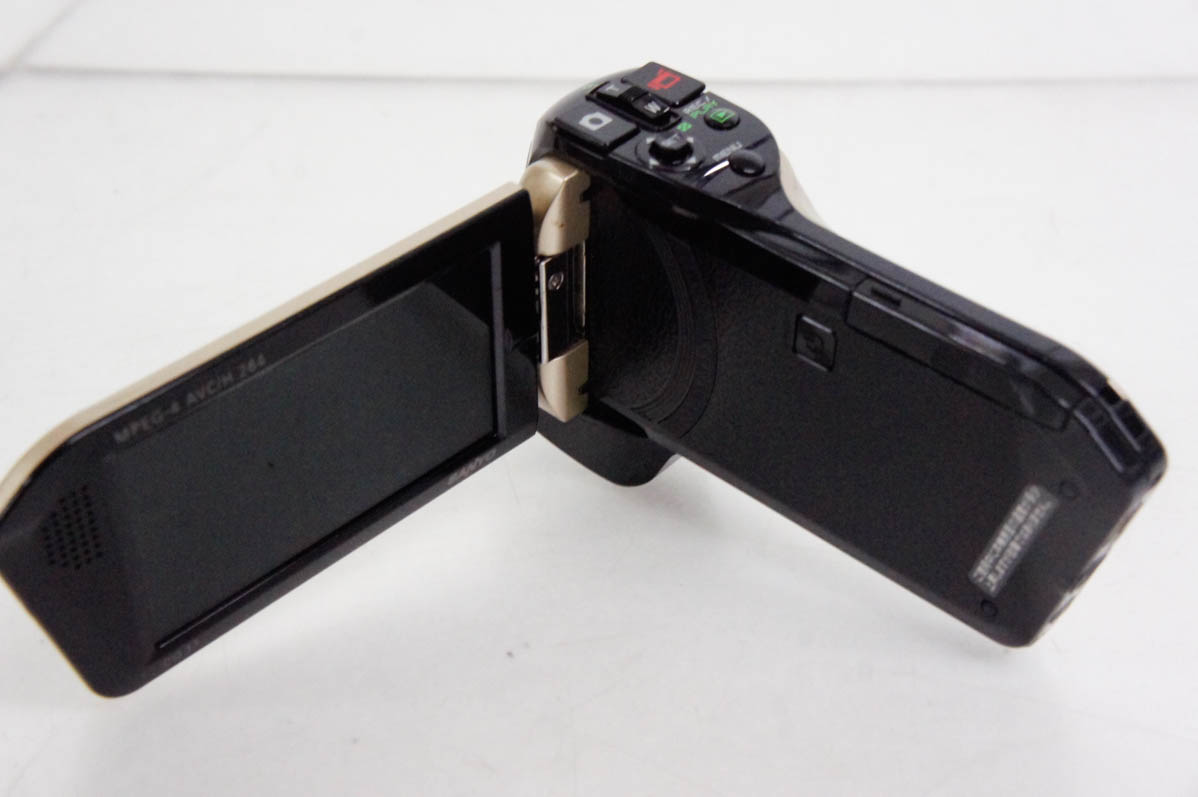 SANYO 防水型デジタルムービーカメラ SANYO 防水型デジタルムービーカメラ