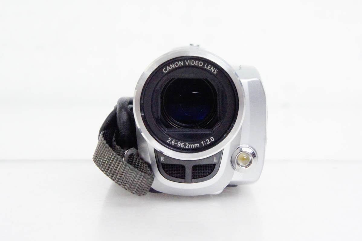 中古 CANONキヤノン デジタルビデオカメラ メモリータイプ iVIS FS10