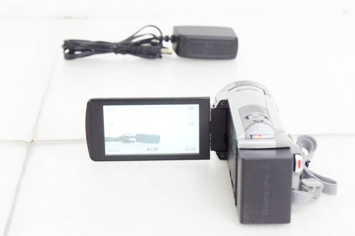 中古 JVC Victorビクター エブリオEverio デジタルビデオカメラ GZ 