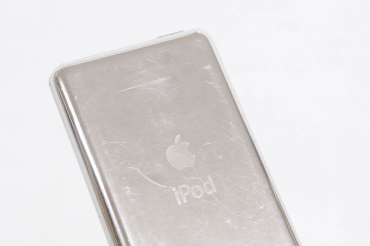 Apple  iPod classic 120GB MB562J アップル Apple iPod Classic 120 GB Silver 7th Generation (MB562LL/A