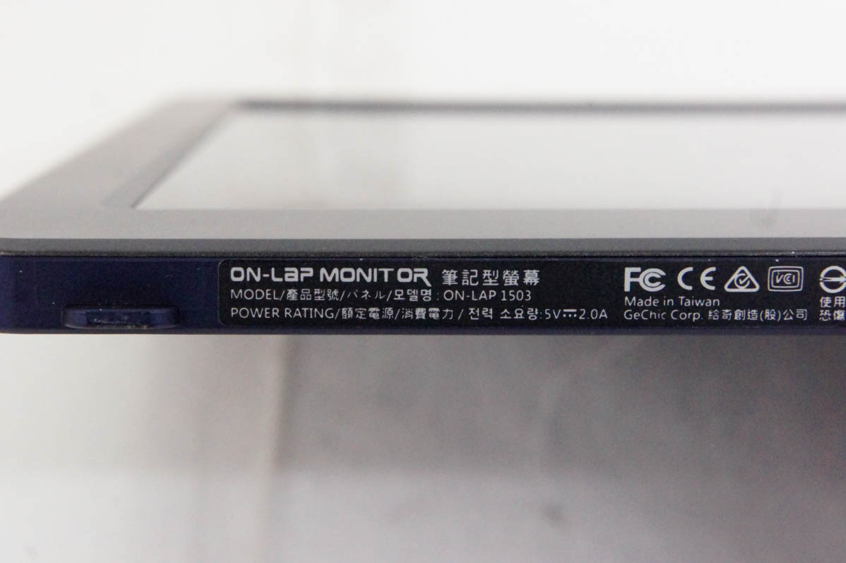 【中古】GECHICゲシック 15.6インチ モバイルモニター On-Lap 1503 中古】GECHICゲシック 15.6インチ モバイルモニター On-Lap 1503
