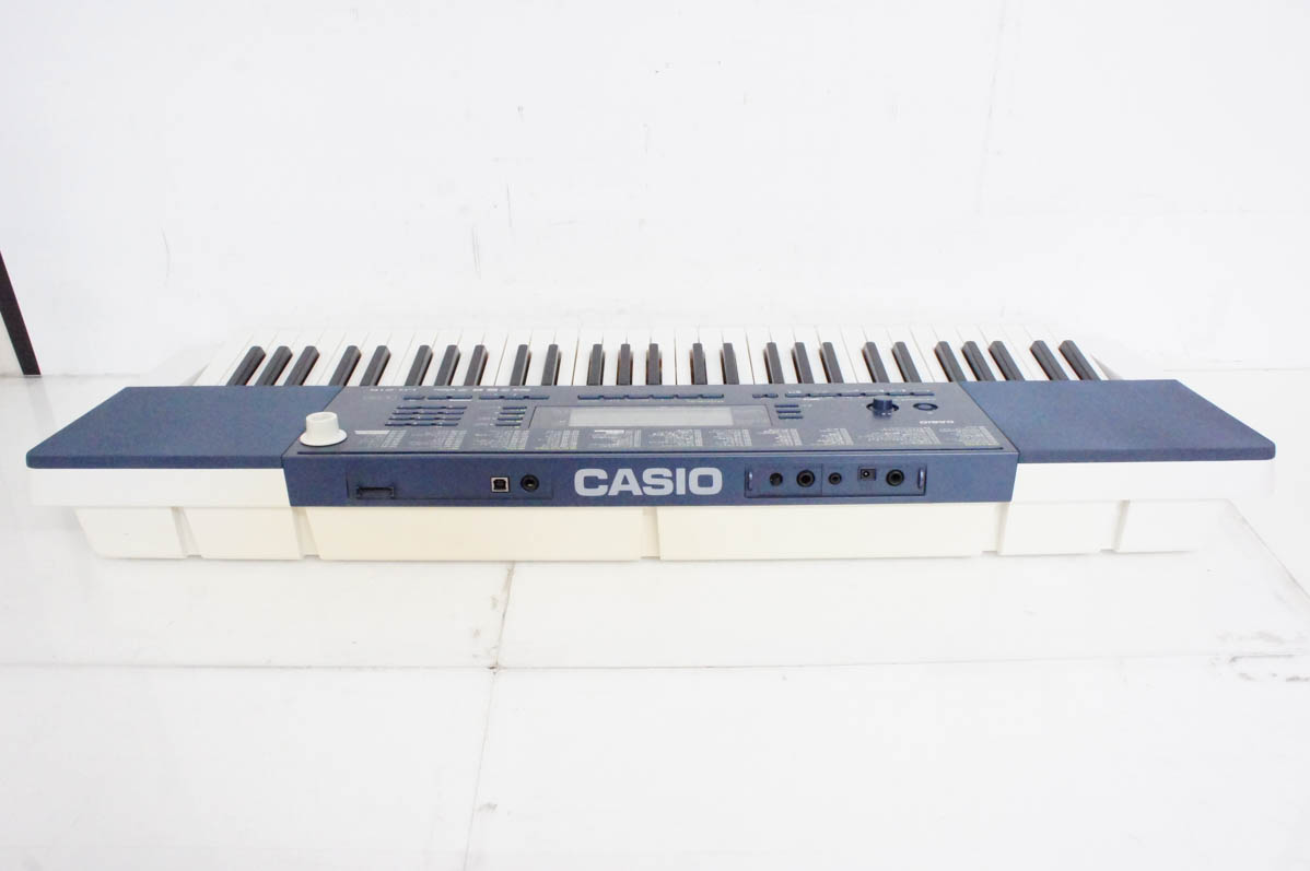 中古 CASIOカシオ 光ナビゲーションキーボード LK-215 電子キーボード 61鍵