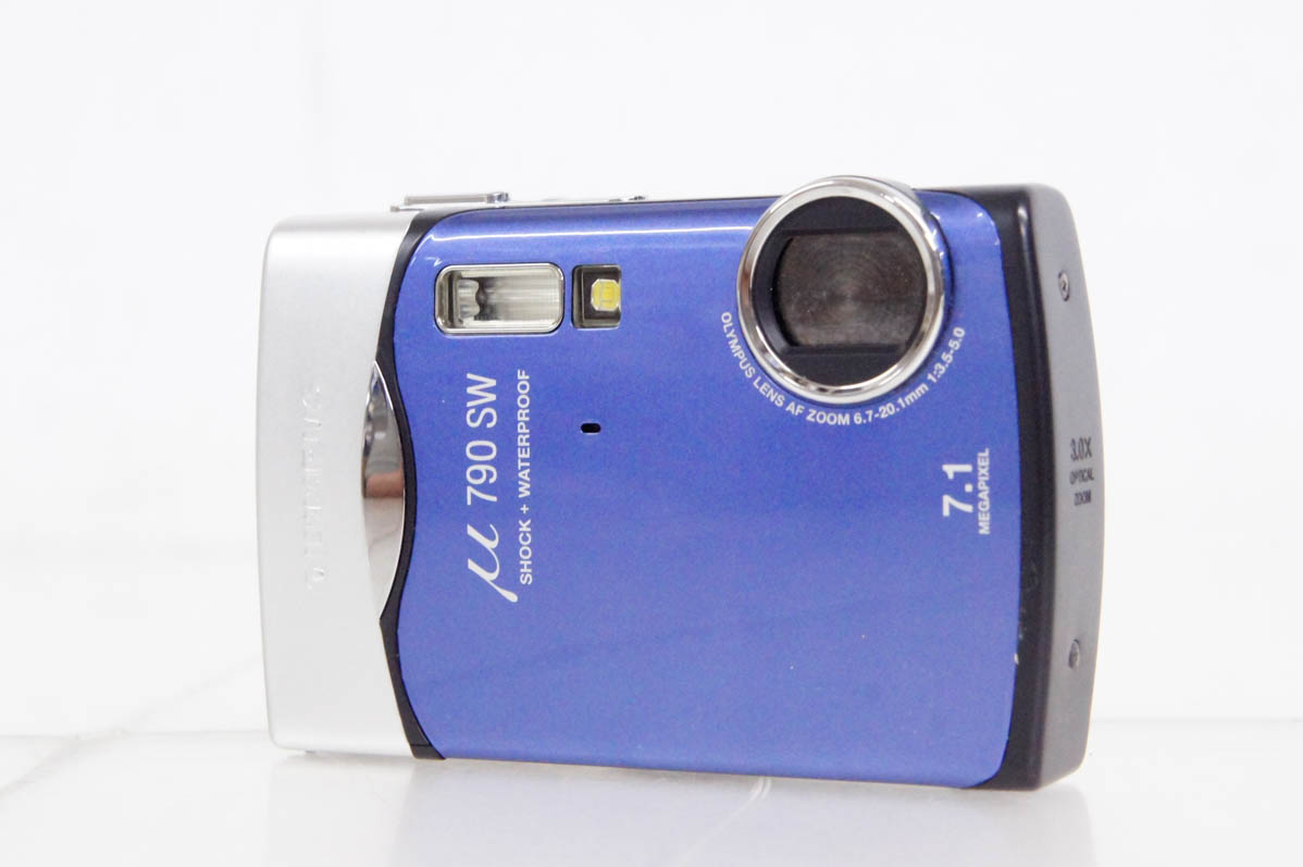 中古 OLYMPUSオリンパス コンパクトデジタルカメラ μ790SW 710万