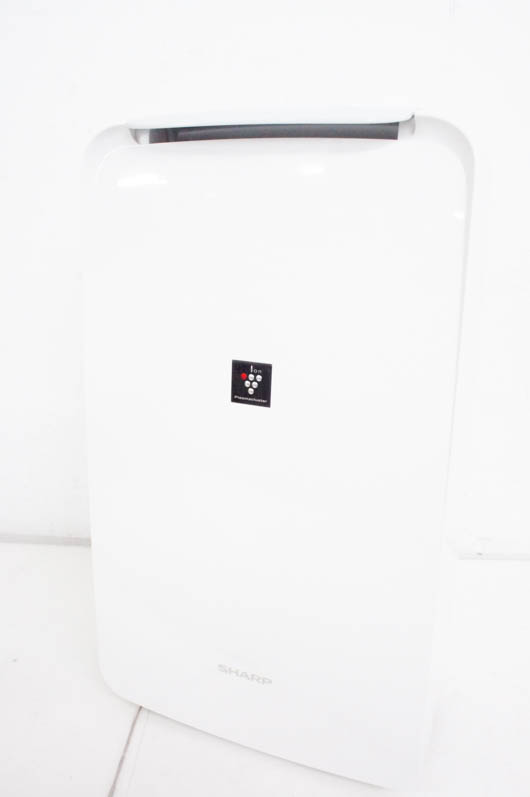 未使用 SHARP 除湿機 衣類乾燥 プラズマクラスター CV-J71-W 中古 SHARPシャープ プラズマクラスター除湿機 CV-J71-W
