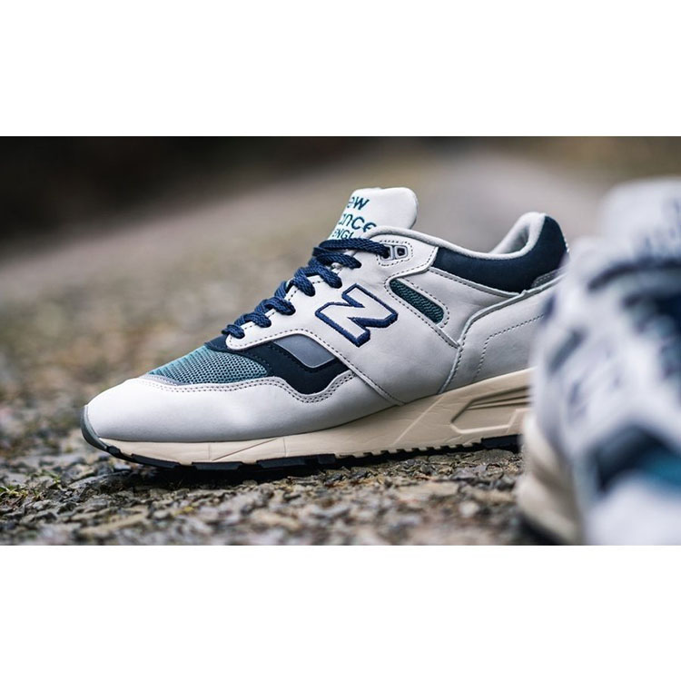 ニューバランス スニーカー M1530OGG