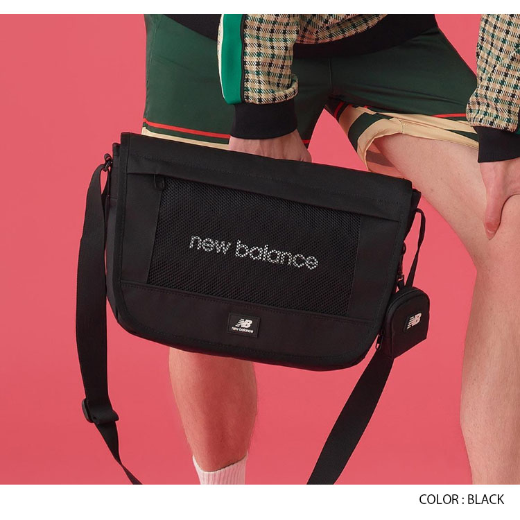 New Balance ニューバランス ショルダーバッグ Hidden Messenger Bag ヒドゥン メッセンシャー バッグ ブラック  アイボリー メンズ レディース NBGCDSS201