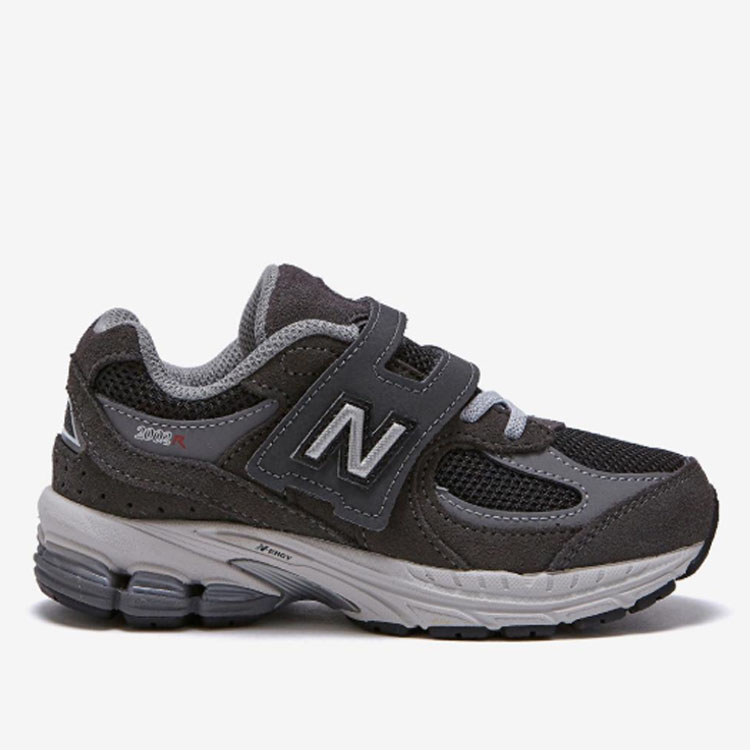 ☆新品未使用☆ニューバランスNew Balance PV2002グレースニーカー New Balance（ニューバランス） キッズ スニーカー PV2002RA