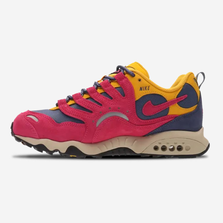 NIKE ナイキ スニーカー AIR TERRA HUMARA SP QS エア テラ