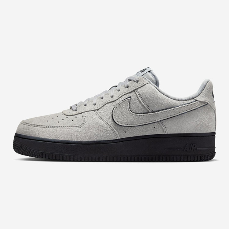 NIKE（ナイキ） スニーカー AIR FORCE 1 07 LV8 エアフォースワン