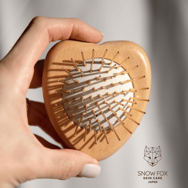 SNOW FOX SKINCARE プレミアム カッサ ウッド ミニハート ヘアブラシ