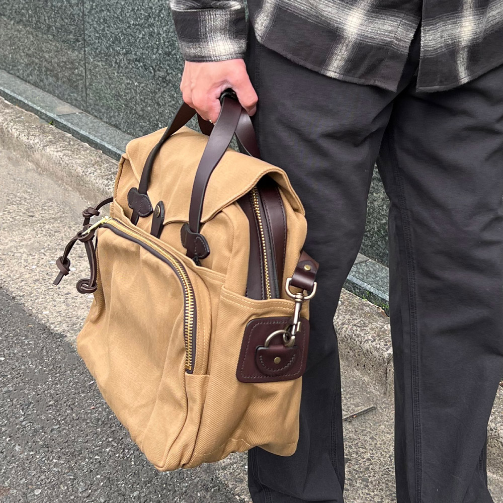 フィルソン FILSON パッド付き コンピューターバッグ Padded Computer