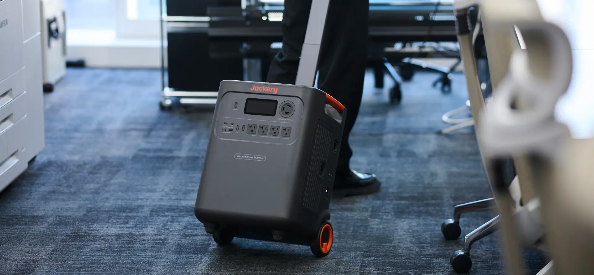 ポータブル電源 JE-3600A