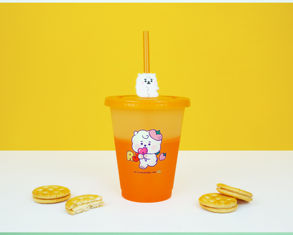 50%OFFセール ：】 【ソロモン商事】BT21 タンブラー(カラーチェンジ