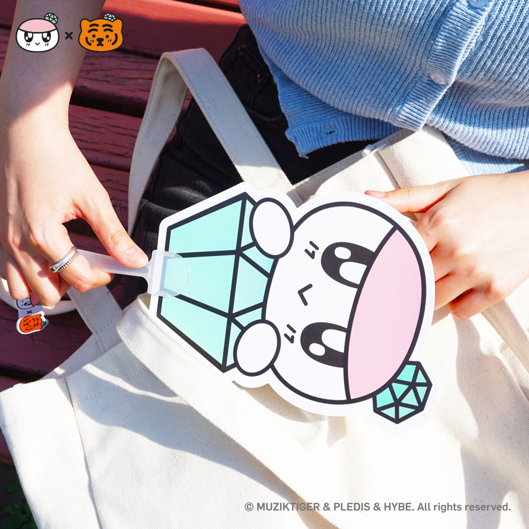 グクミンうちわ 夏限定特価<< ソロモン商事【BONGBONGEE x MUZIK TIGER うちわ