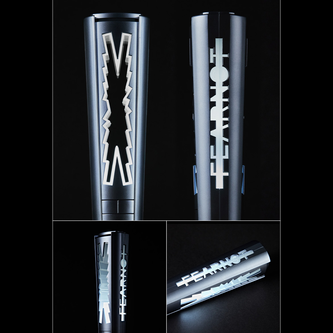 Amazon.com: LE SSERAFIM OFFICIAL LIGHT STICK K-POP SEALED