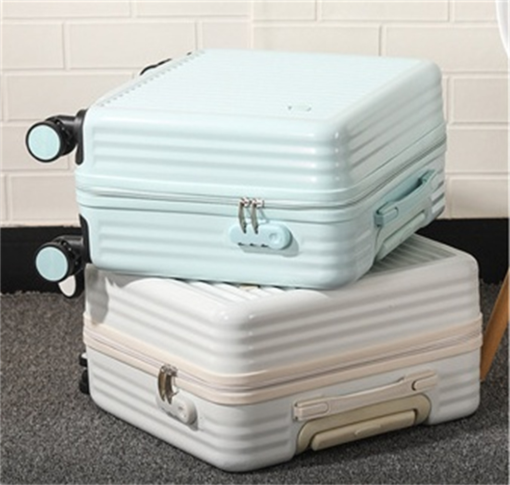 送料無料 スーツケース 機内持ち込み可能 軽量 かわいい ファスナータイプ かわいい ss  キャリ...