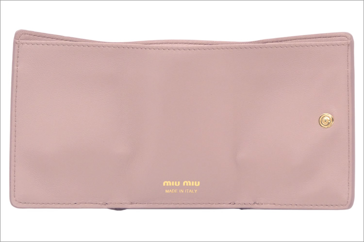 miu miu（ミュウミュウ） マドラスフィオッコ レザー財布