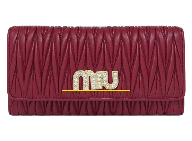 新品未使用 正規品 MIUMIU ミュウミュウ 長財布 ビジュー　マテラッセ 黒 miu ミュウミュウ MIU マテラッセレザー 財布 ブラック