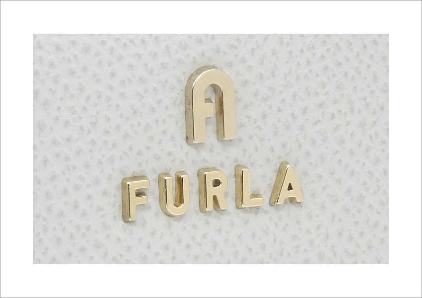 FURLA フルラ Furla Camelia コンパクトウォレット M