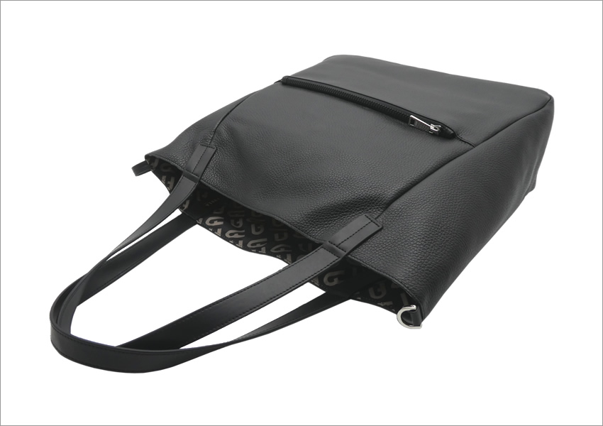 FURLA（フルラ） FURLA MAN TECHNICALトートバッグ L NERO ブラック