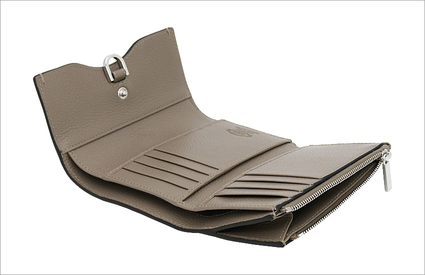 TOD'S（トッズ） レザー ウォレット XAWDBNB3300XSOC413 tods 三つ折り