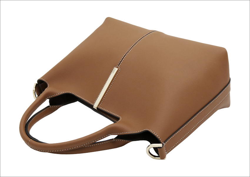 TOD'S（トッズ） レザー ショッピング バッグ スモール