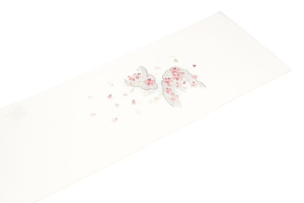 yurimama 様✨豪華な花々デザイン　高級刺繍半襟✨少々訳あり　日本製　新品 楽天市場】【7/15限定☆全品ポイント5倍】半襟 刺繍半襟 正絹